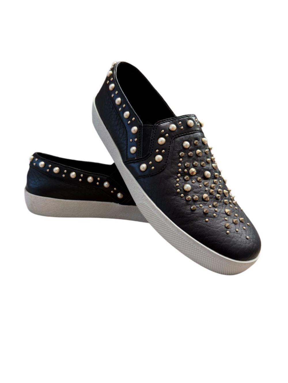 VINCE CAMUTO CASINTIA SLIP ON SNEAKERS